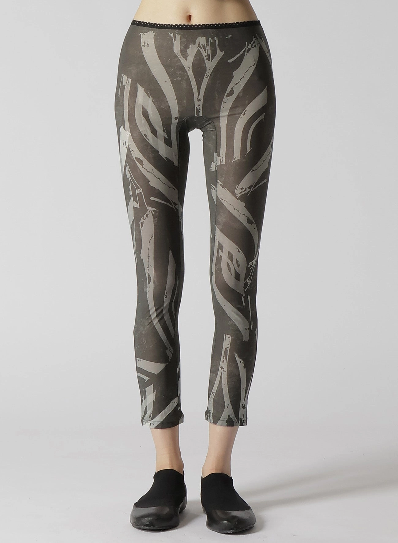 10 LONG CROPPED LEGGINGS Hypoallergenic fabric ReflectiveAccentDetails