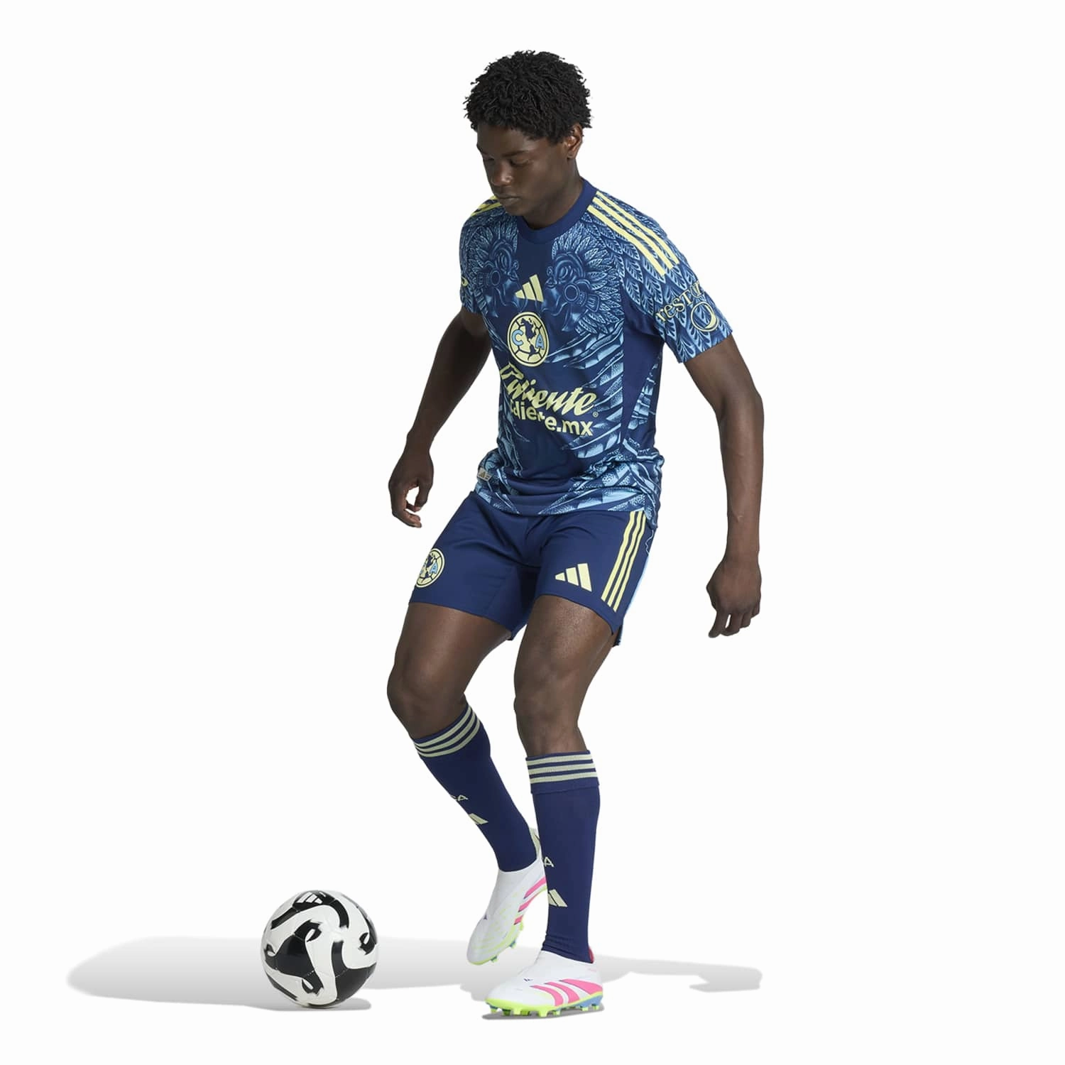 Reversible Design Concept Active Outfit Style 25/26 Club America Authentic Away Jersey -Mens