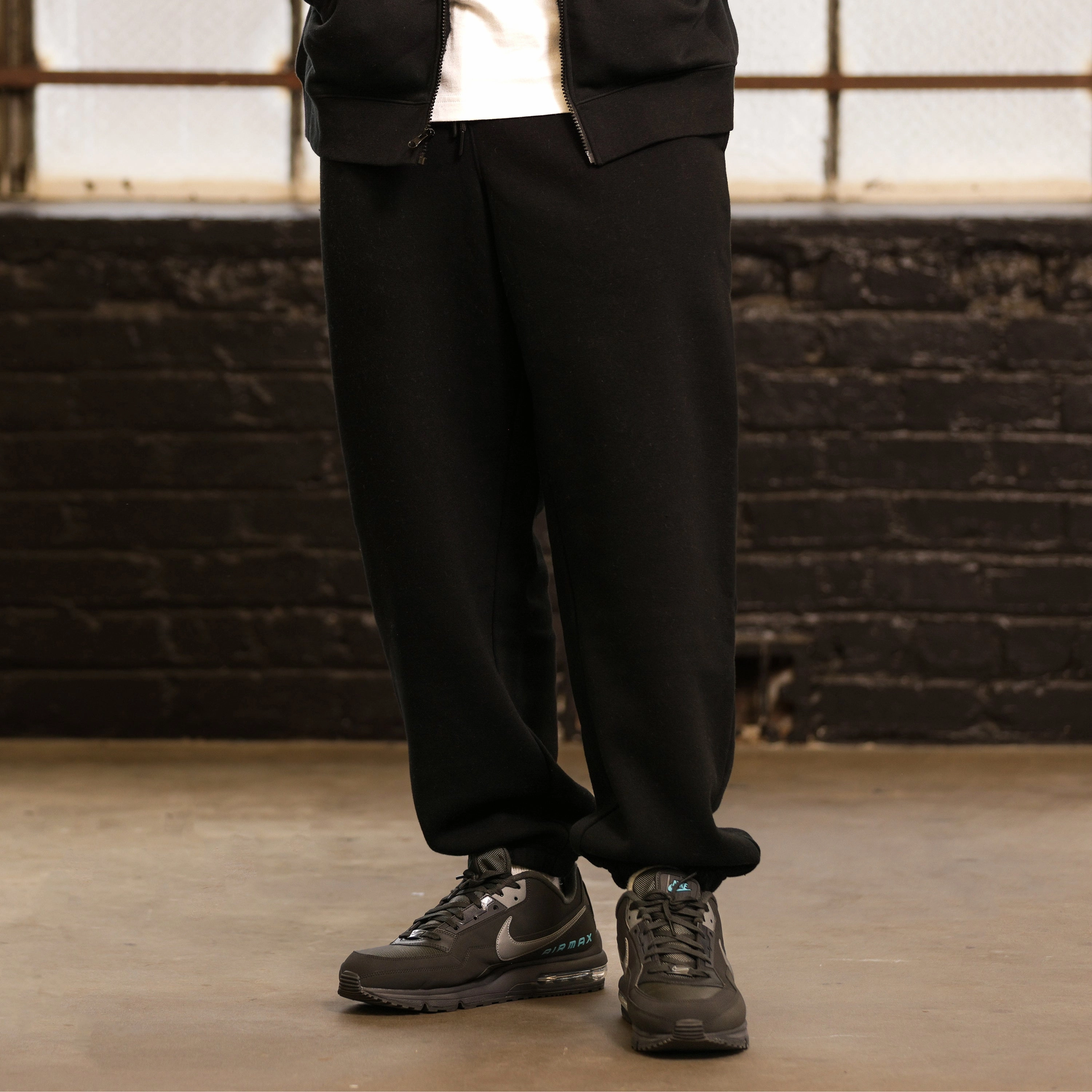 SustainableManufacturing Classic Fleece Hometown Sweatpant - Mens