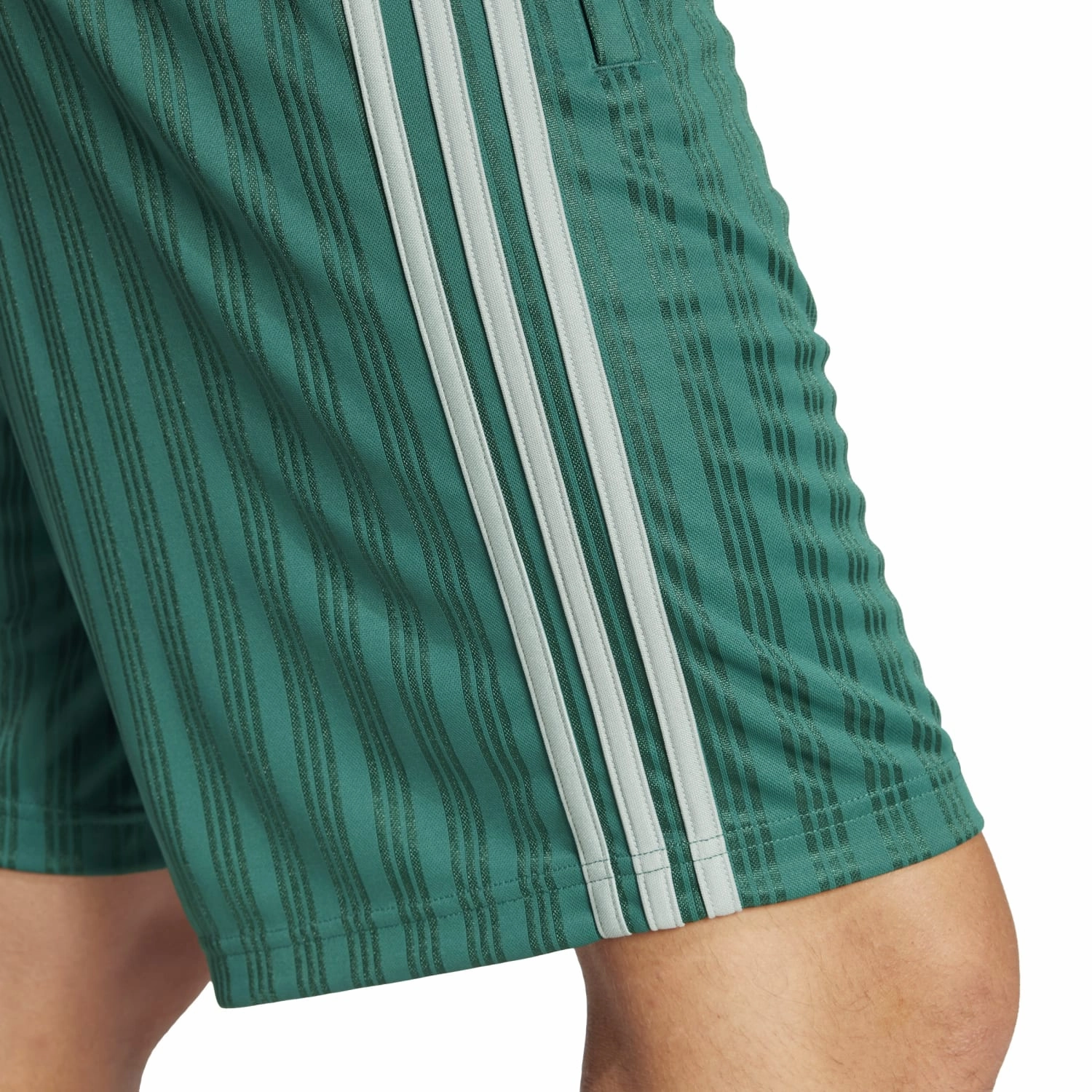 Adicolor Jaquard Short - Mens cycling outfit Stain Resistant Treatment