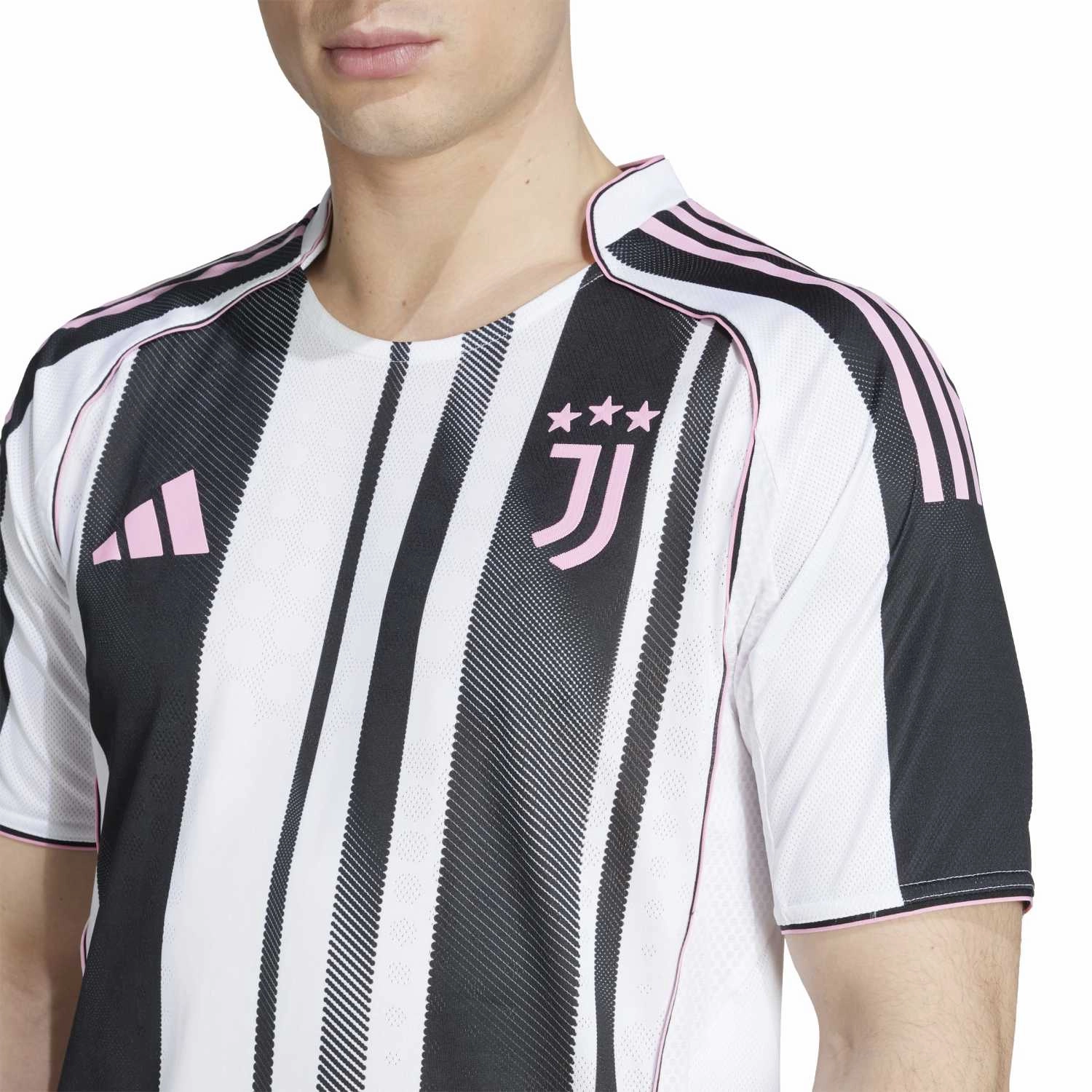 Outdoor Essentials Abrasion resistant 25/26 Juventus Authentic Home Jersey -Mens