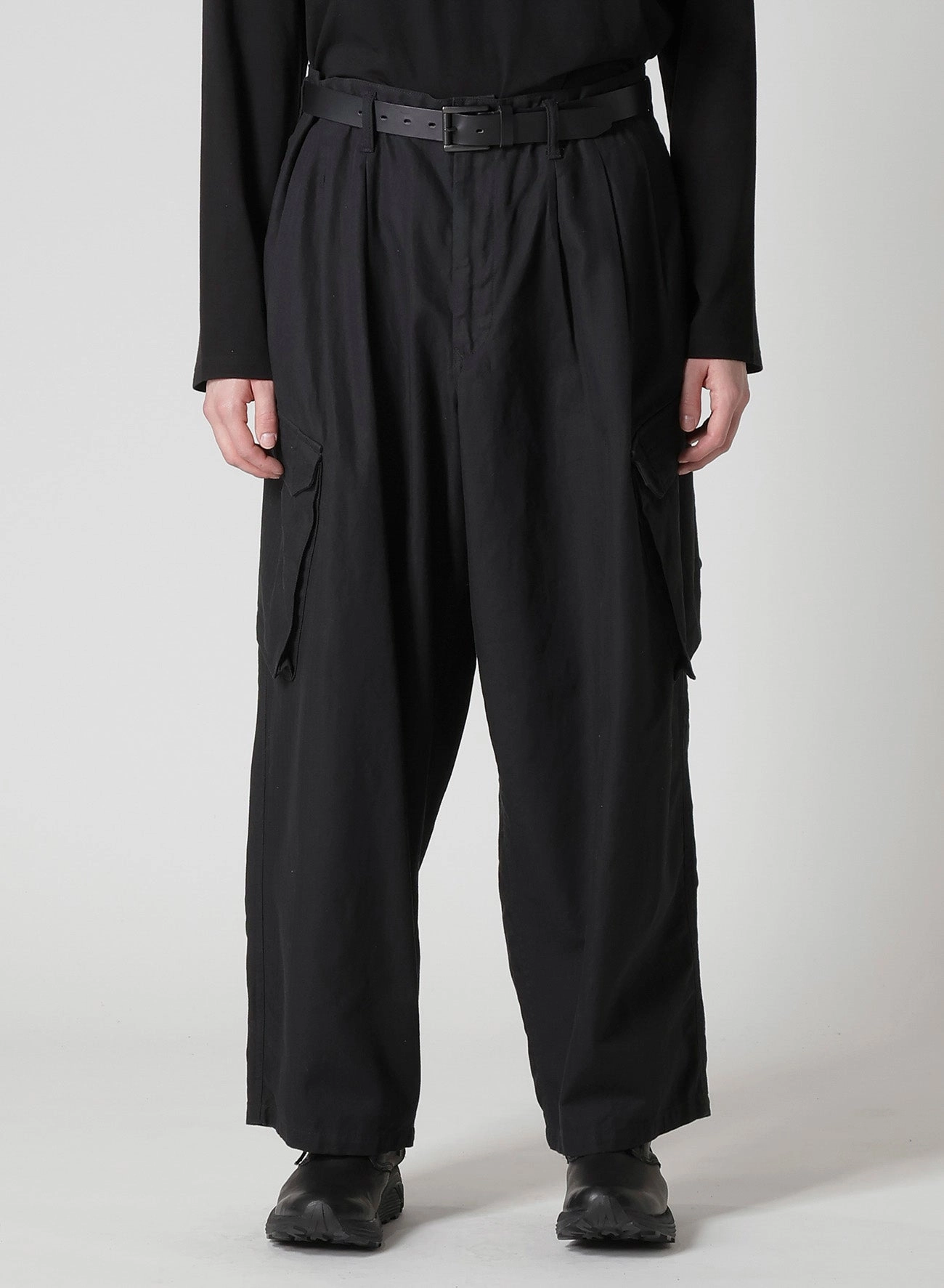 Adventure Ready BLACK SCANDAL HERRINGBONE 12TUCK WORK PANTS