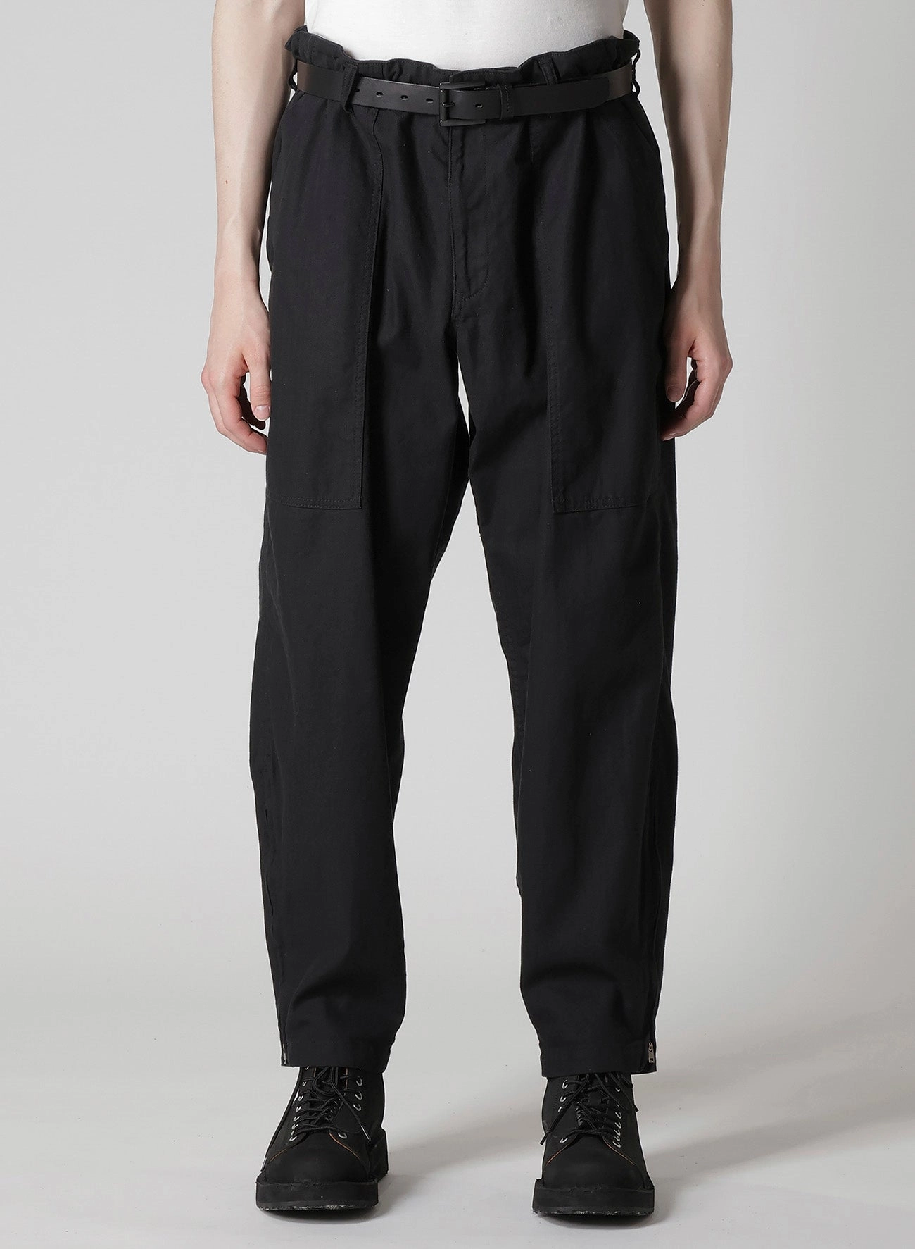 BLACK SCANDAL HERRINGBONE HEM ZIP PAINTER PANTS Secure Waistband
