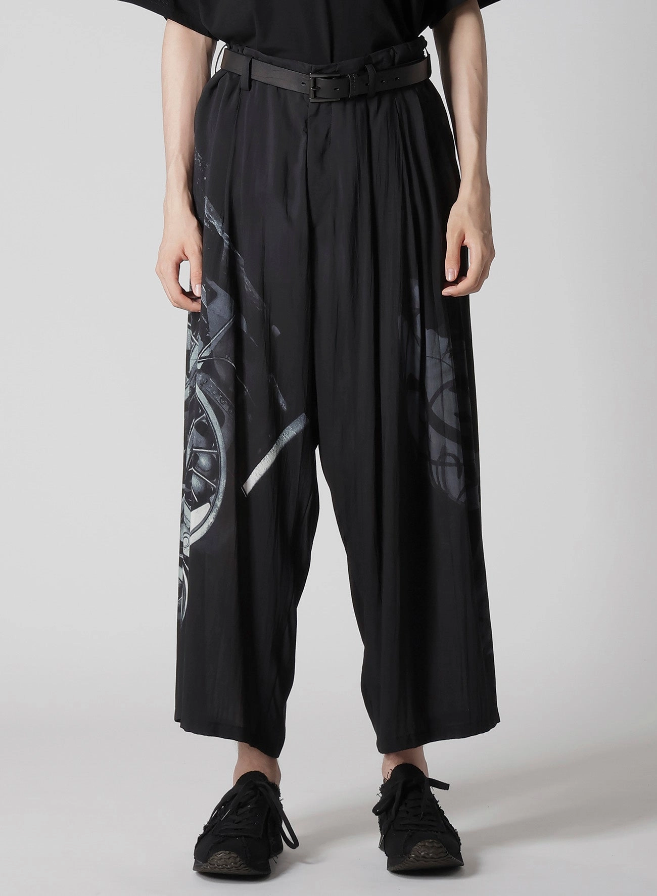 WHEEL PRINT PANTS Cozy Wear Timeless Style