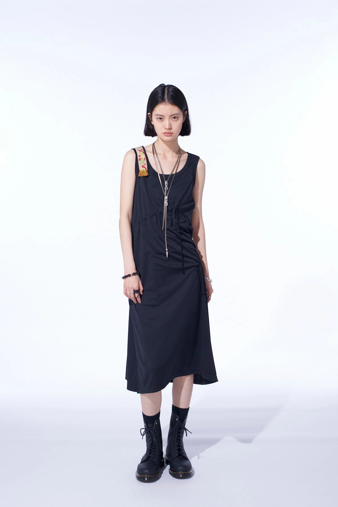 PE/SMOOTH JERSEY STRINGS GATHERED DRESS WITH TYROLEAN TAPES Dreamy Layers