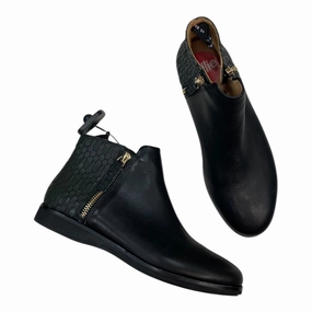 Rugged Style Boots Ankle Flats By Cmc In Black, Size: 5