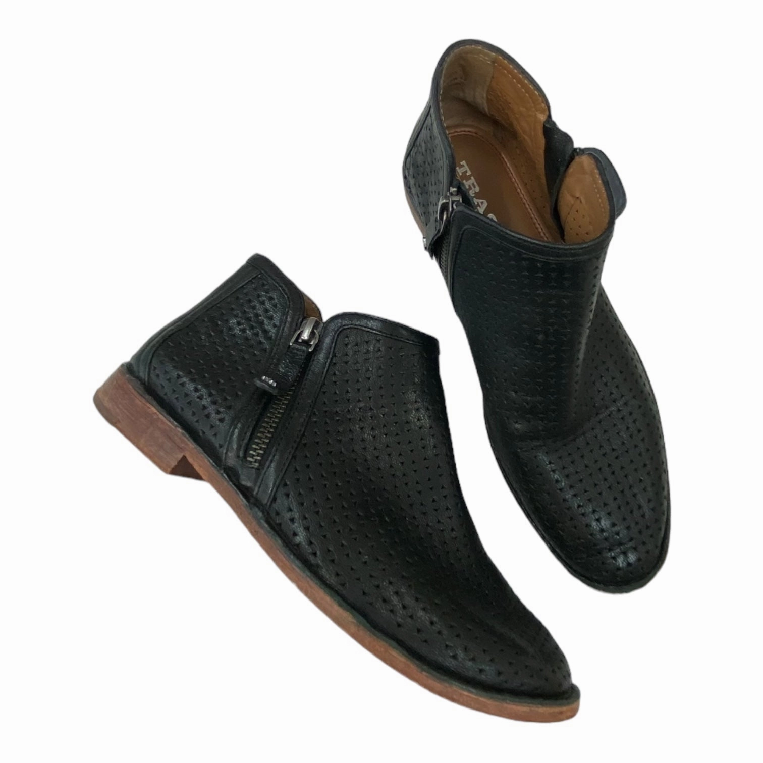 Boots Ankle Flats By Cmc In Black, Size: 6 Storm Mode Biking Trip