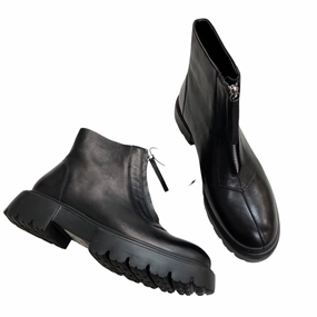 Boots Ankle Flats By Matisse In Black, Size: 9 Seamless Interior Comfort Lining Remote Hiking
