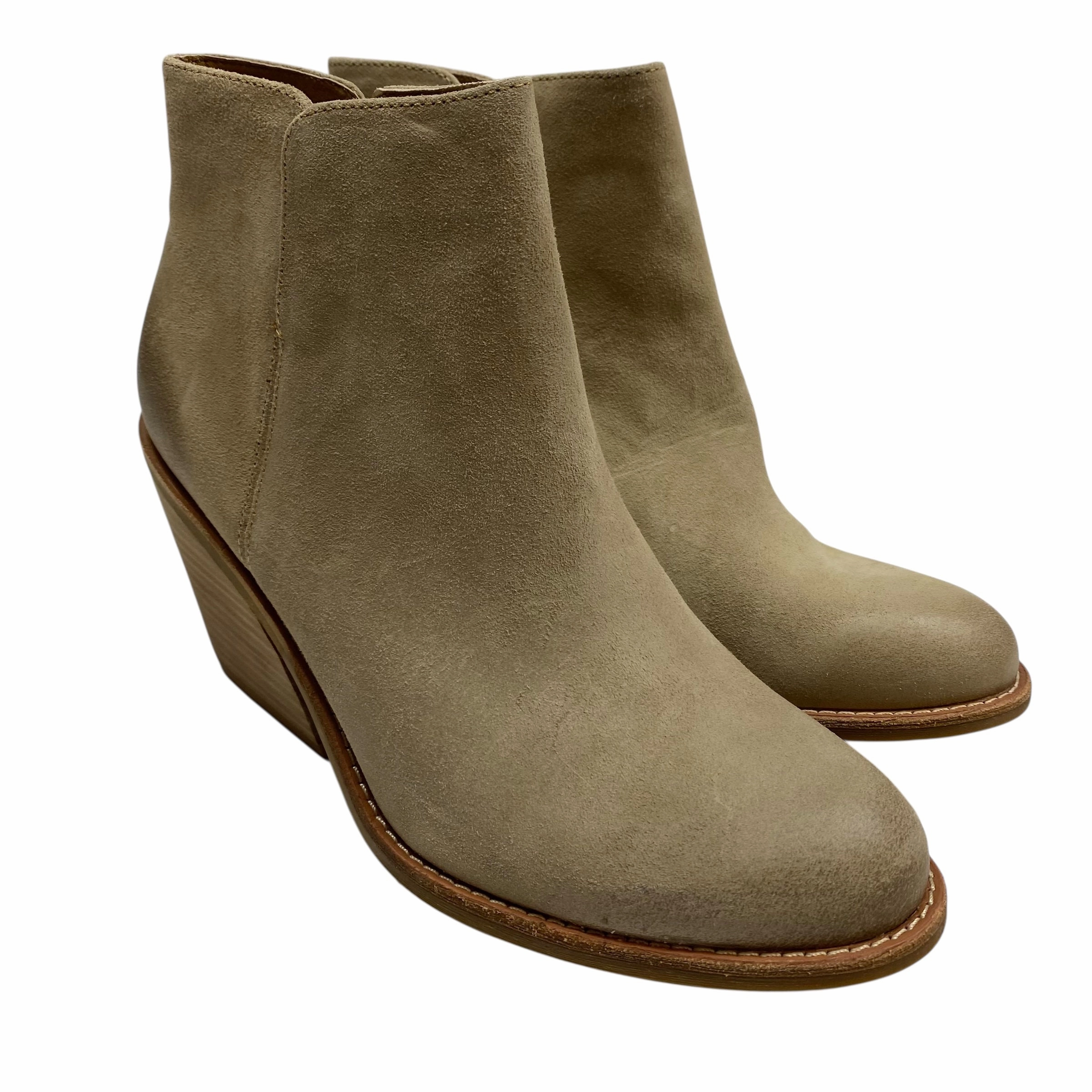 Boots Ankle Flats By Sofft In Tan, Size:8 Rugged Walk Grippy Outsole Functional Minimalist