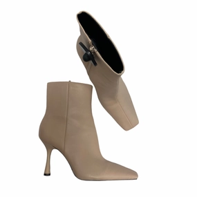 Weekend Escape Warm Touch Boots Ankle Heels By Mng