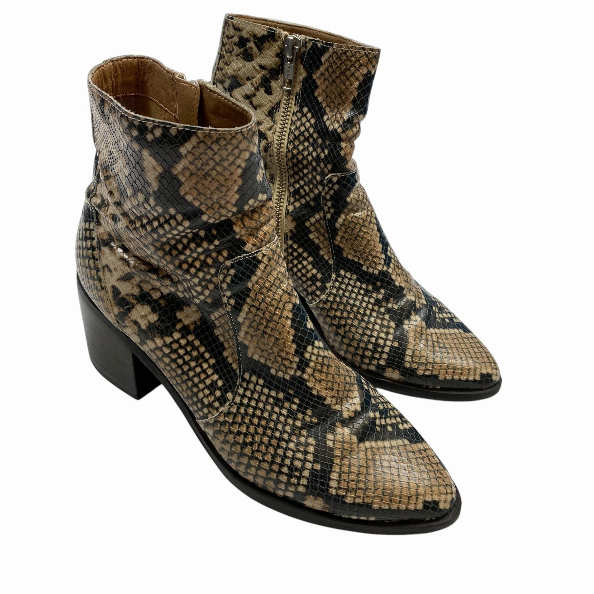 Boots Ankle Heels By Treasure And Bond  Size: 8.5 Built Tough