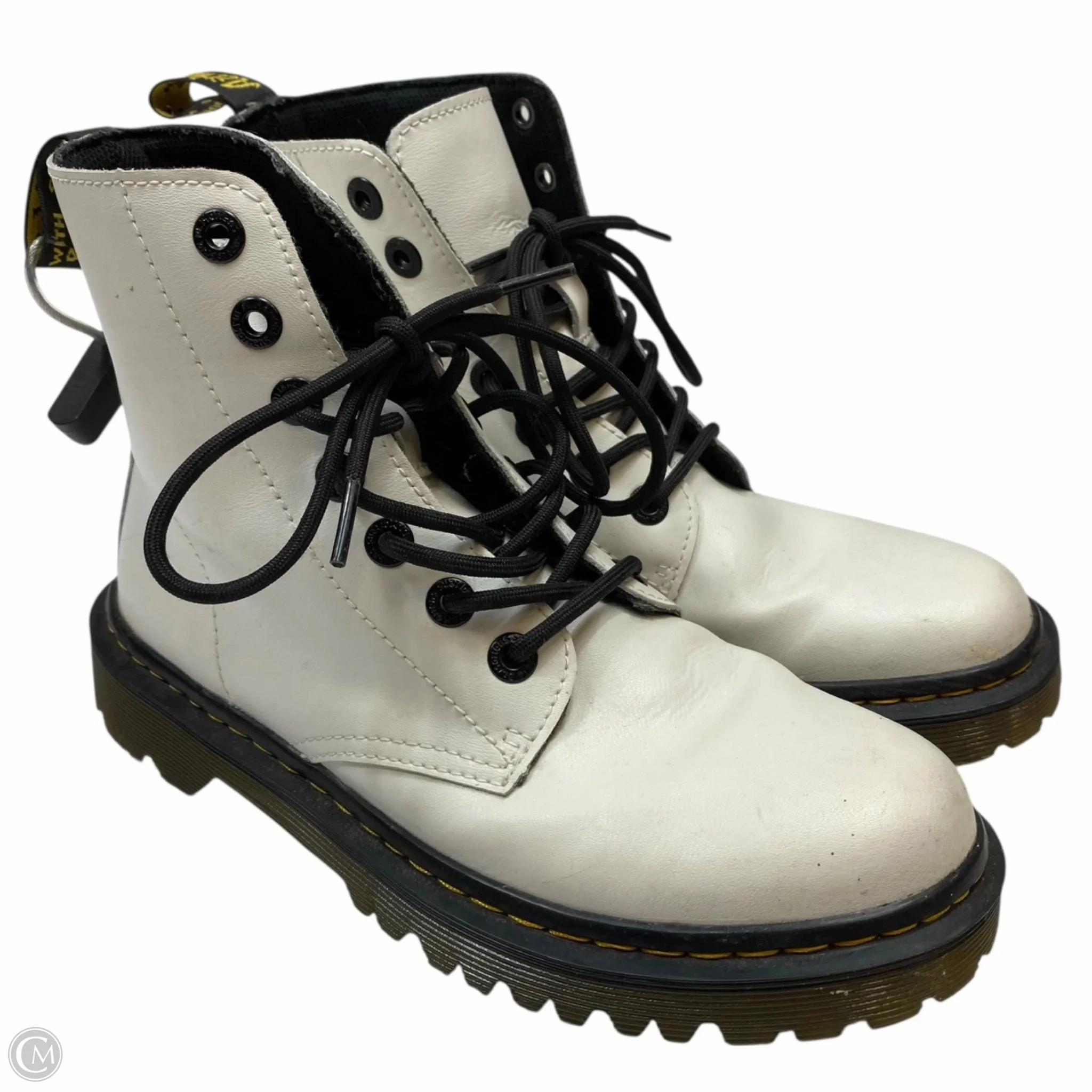 Boots Designer By Dr Martens In White, Size: 7 Snow Explorer Impact Diffusion Layer