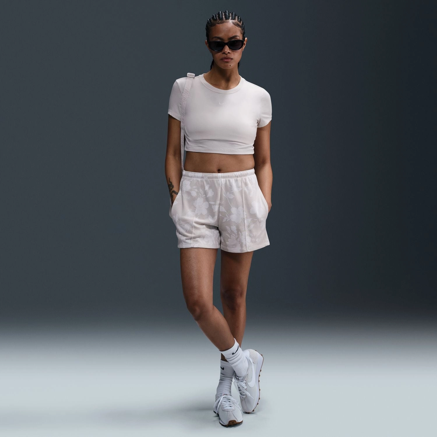 Chill FT 4" AOP Short - Womens Bold Patterns Easy Care Material