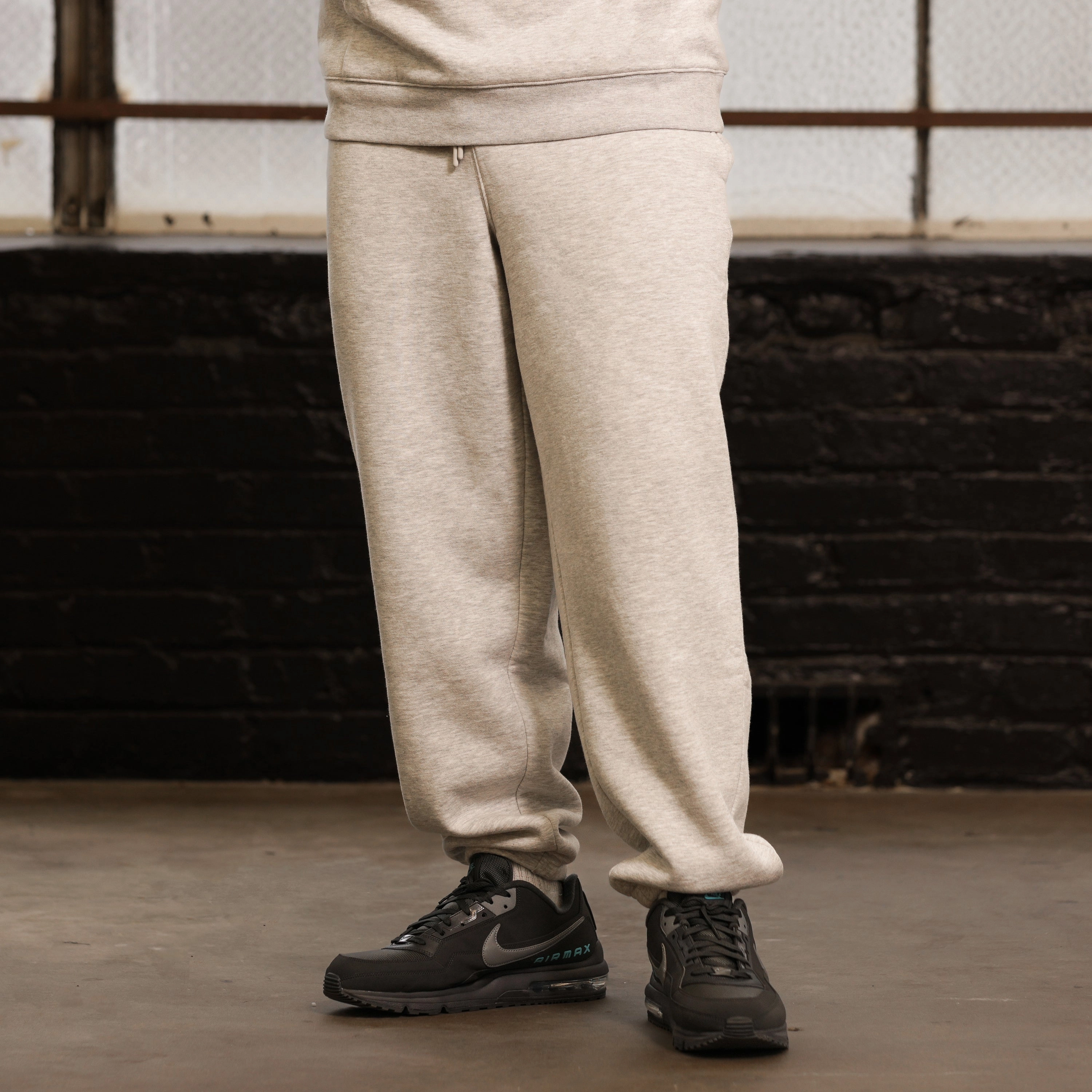 Ultra Soft Clean Lines Classic Fleece Hometown Sweatpant - Mens