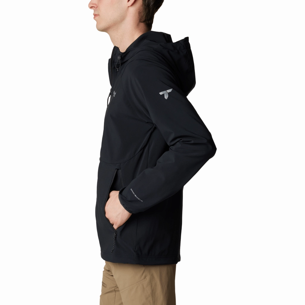 Crafted to encourage a natural range of motion Columbia Triple Canyon Hood Jacket Men