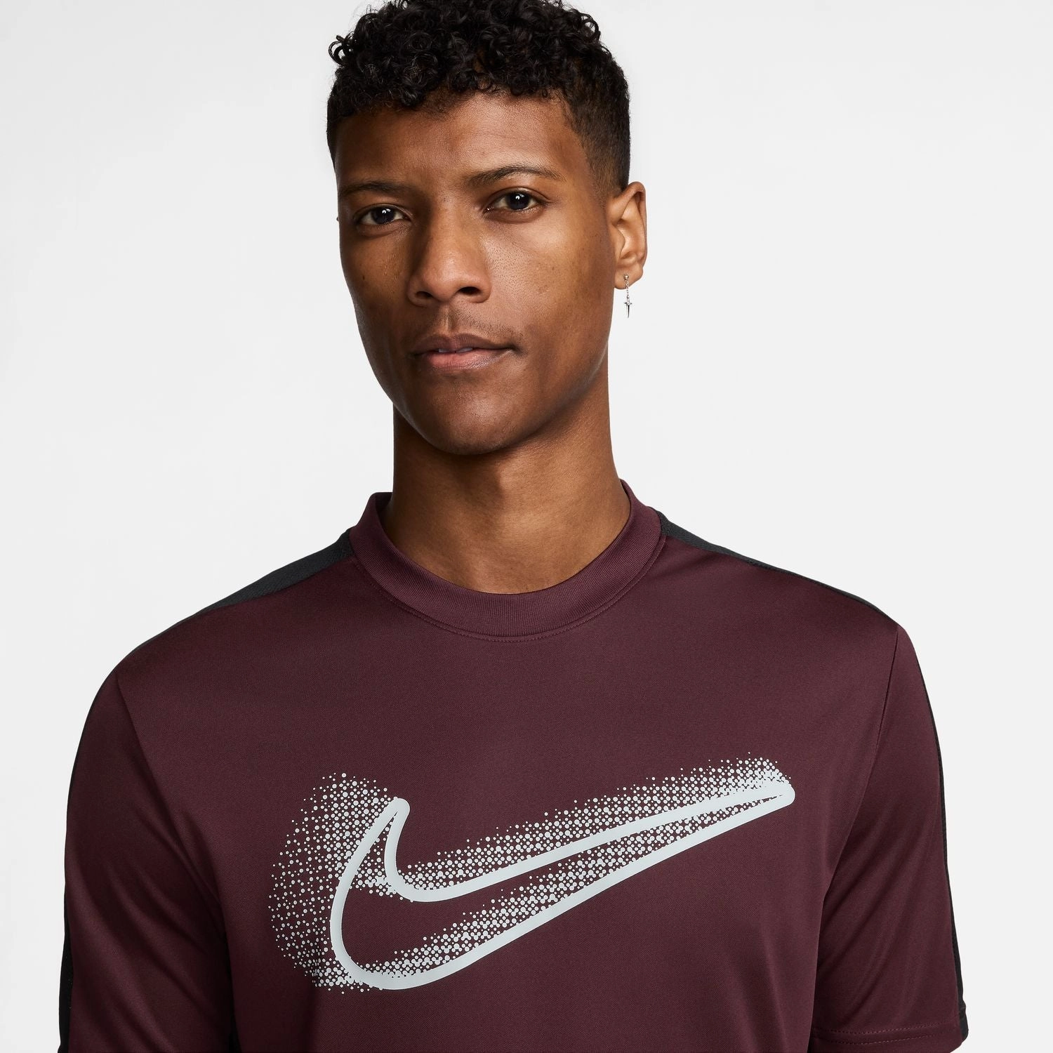 Academy Graphic Top - Mens Easy Look