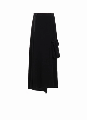 Light Aesthetic CREPE de CHINE POCKET SKIRT