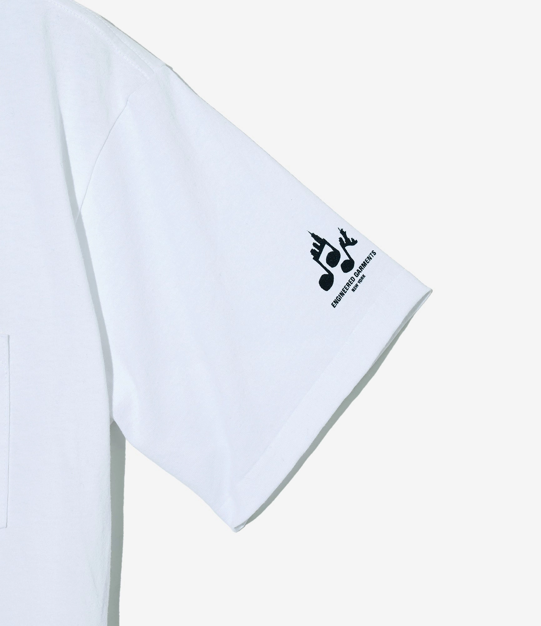 Quick-Drying Shirt Comfy Look Wear Cross Neck T-Shirt ?C White 'Sound' Print