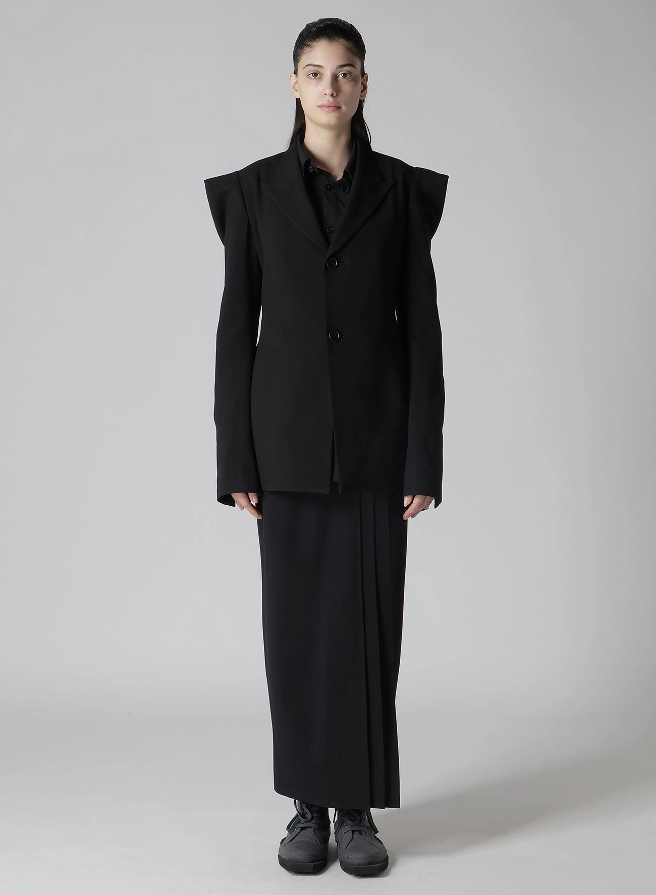 DAMAGED GABARDINE SLV GUSSET JACKET family gathering