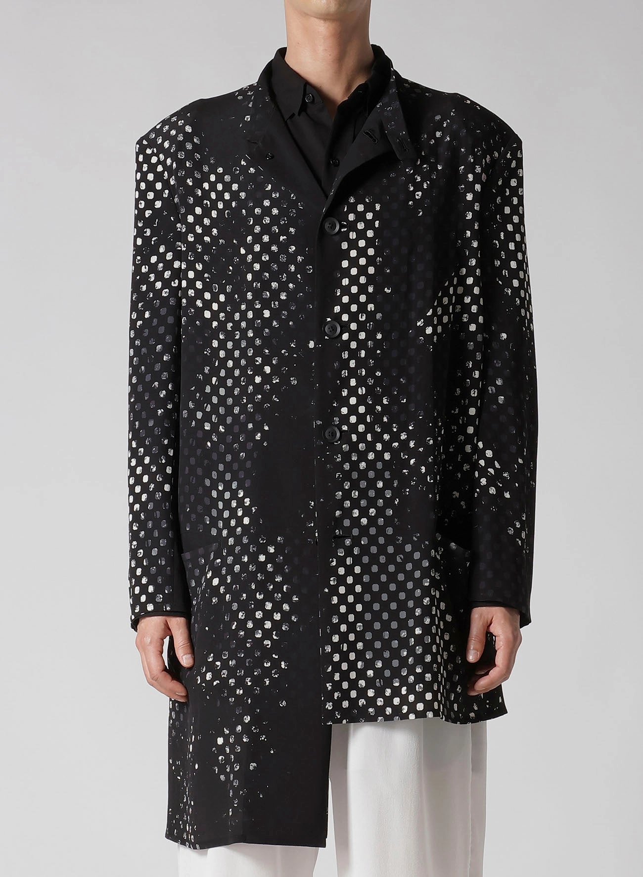 DOT PRINT JACKET window - shopping