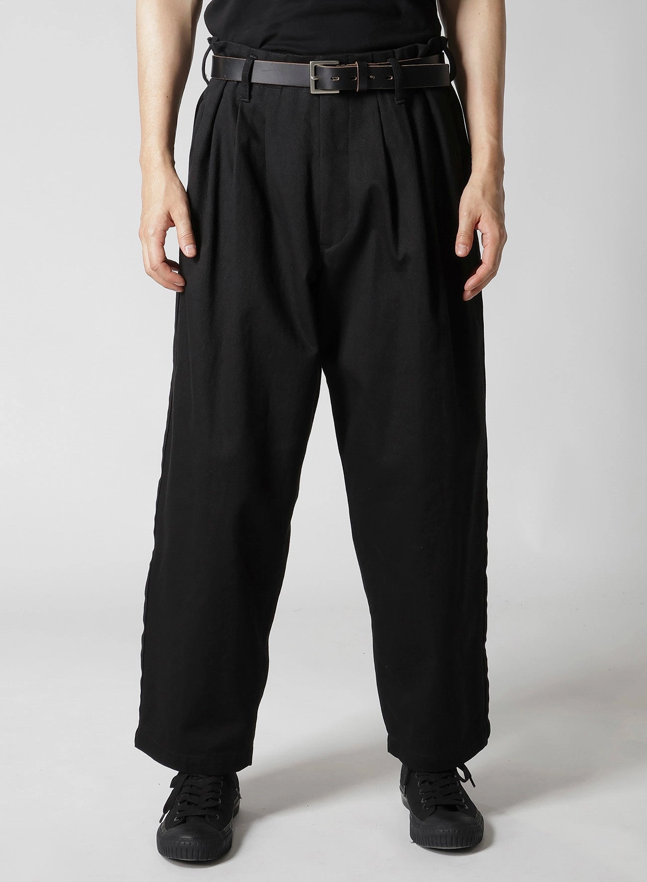 KATSURAGI PANTS WITH SIDE TAPE DETAIL All Day Comfort Fit