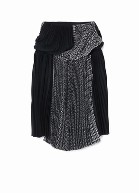 Front-Zip PLEATED SKIRT WITH TWISTED DESIGN