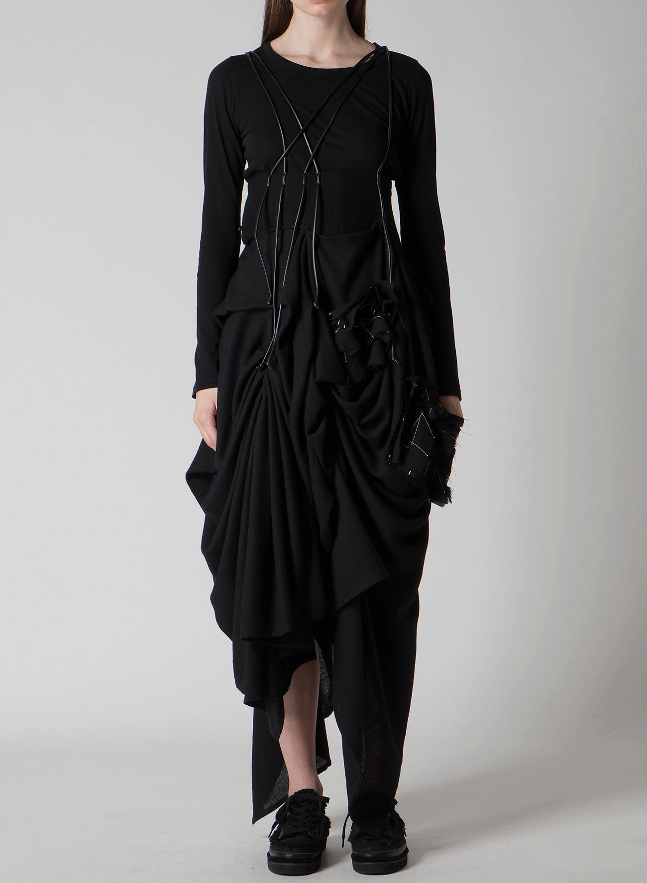 FLANNEL BOX D GATHERED SUSPENDER SKIRT Shape Hug everyday staple