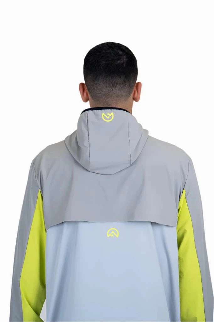 Encourages smooth forward motion with every stride Heel rise encourages proper posture and stance Flux Versatility Jacket Men