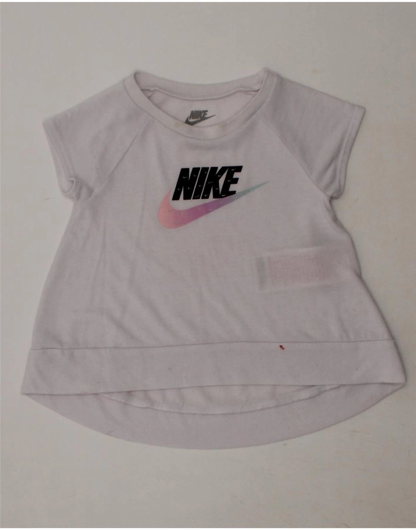 NIKE Baby Girls Graphic T-Shirt Top 18-24 Months White Polyester Anti Static Fabric Mature Elegance