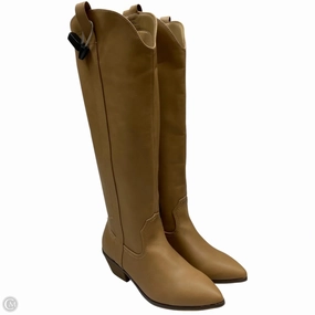 Boots Knee Flats By Universal Thread In Brown, Size: 6.5 Minimalist Style Robust Build