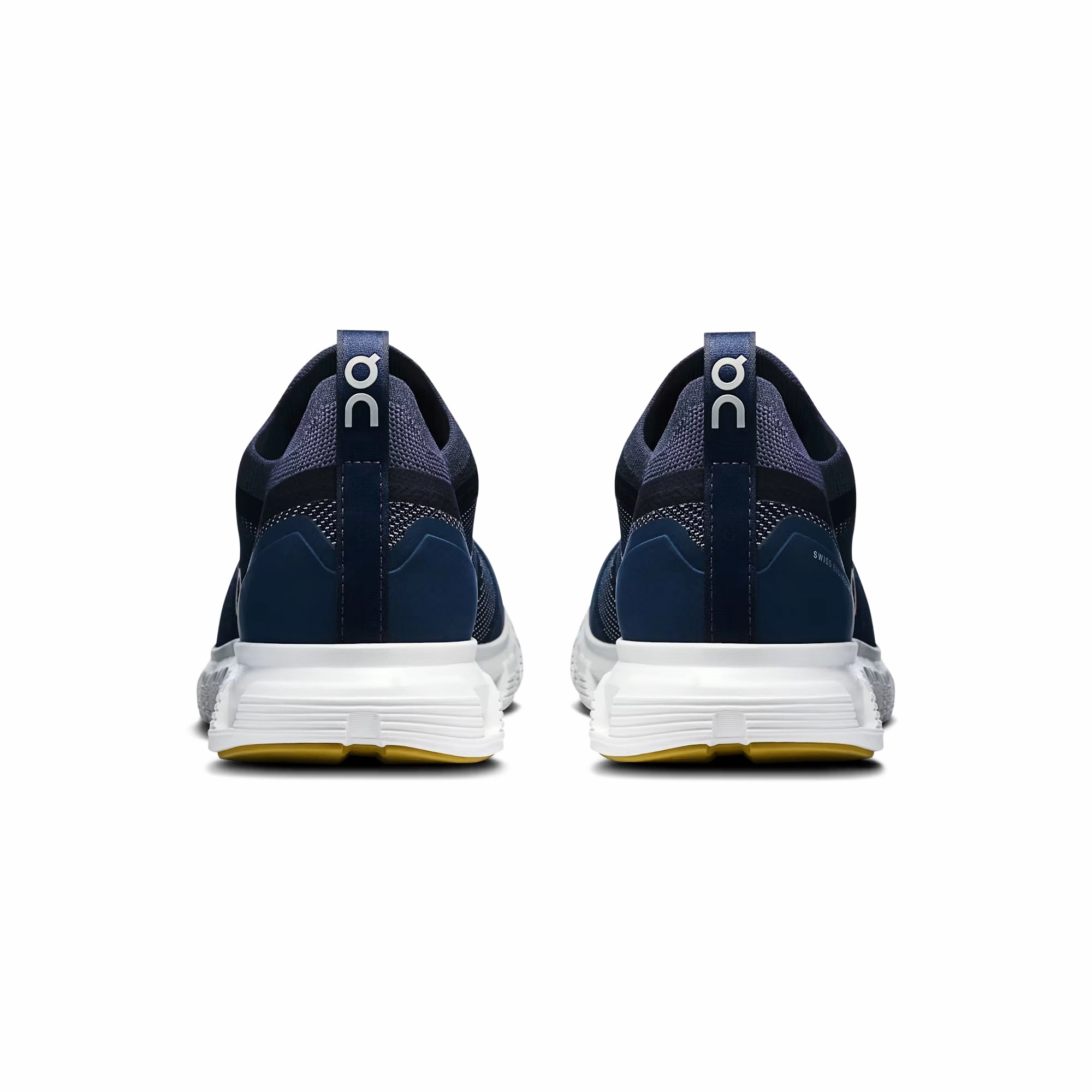 On Running Mens Cloud 6 Versa Shoes Everyday Fitness running in a ski lift area shoes