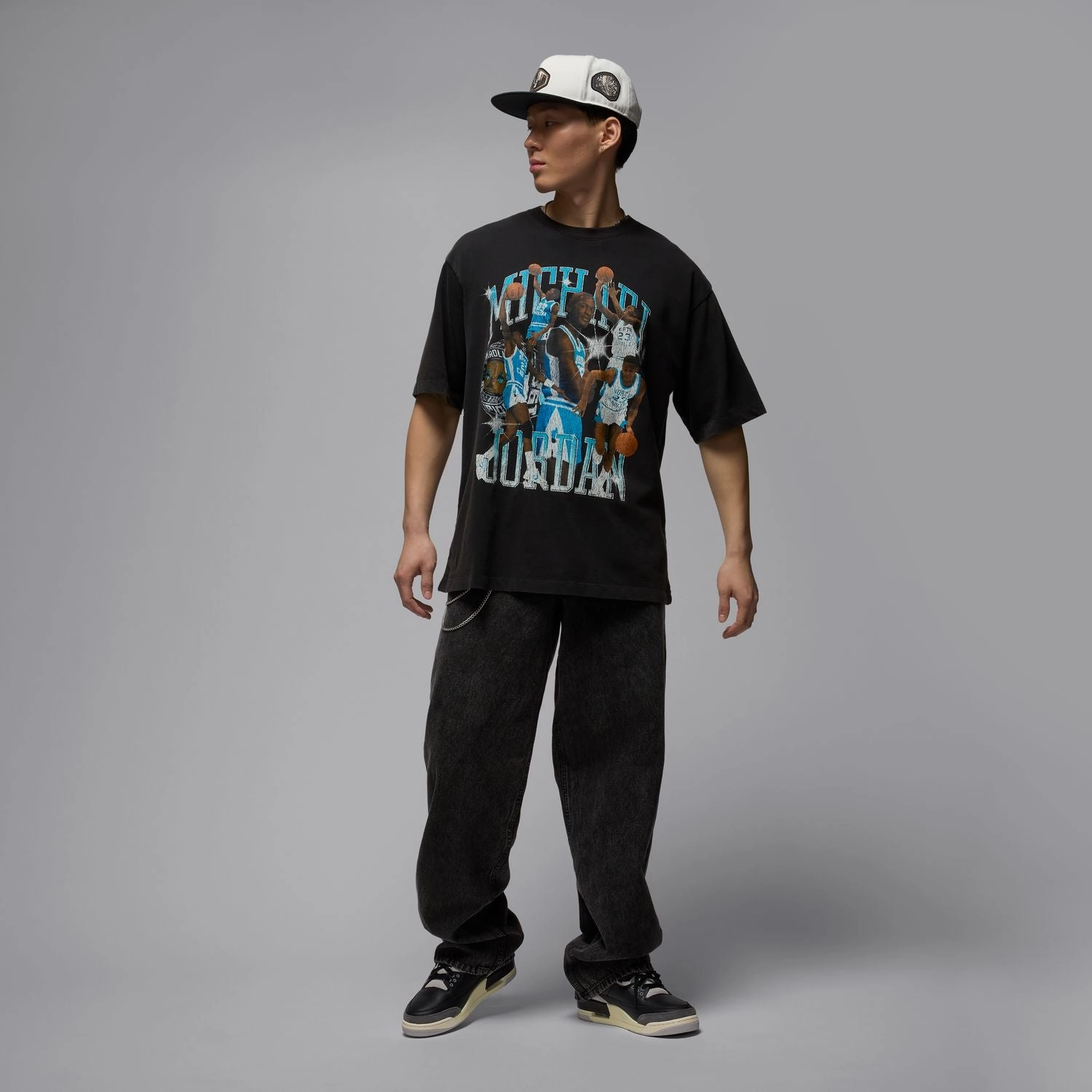 Chic and Cozy Wear MJ Oversized Graphic Crew - Mens