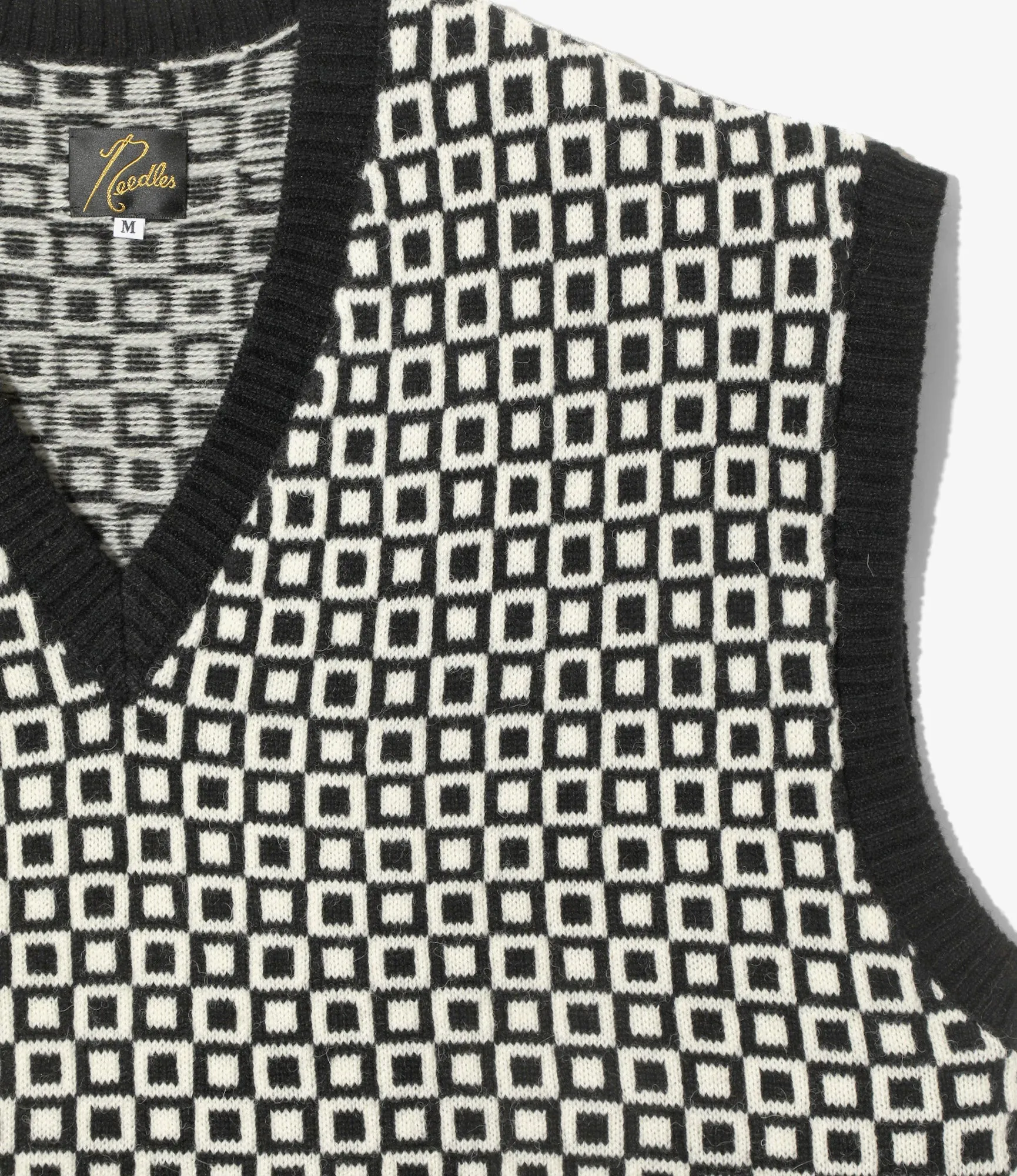 Office Casual PreShrunk Fabric Shetland Knit Vest ?C Black Square Pattern