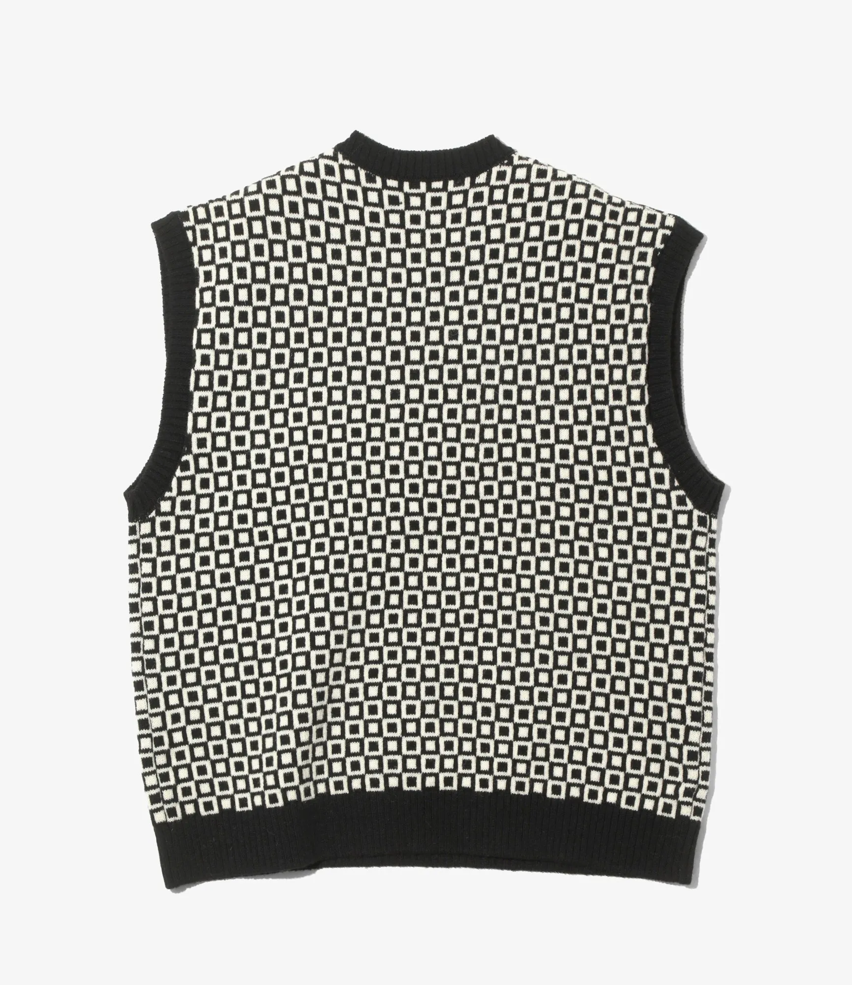 Shetland Knit Vest ?C Black Square Pattern Overlock Edge Finish Urban Warmth