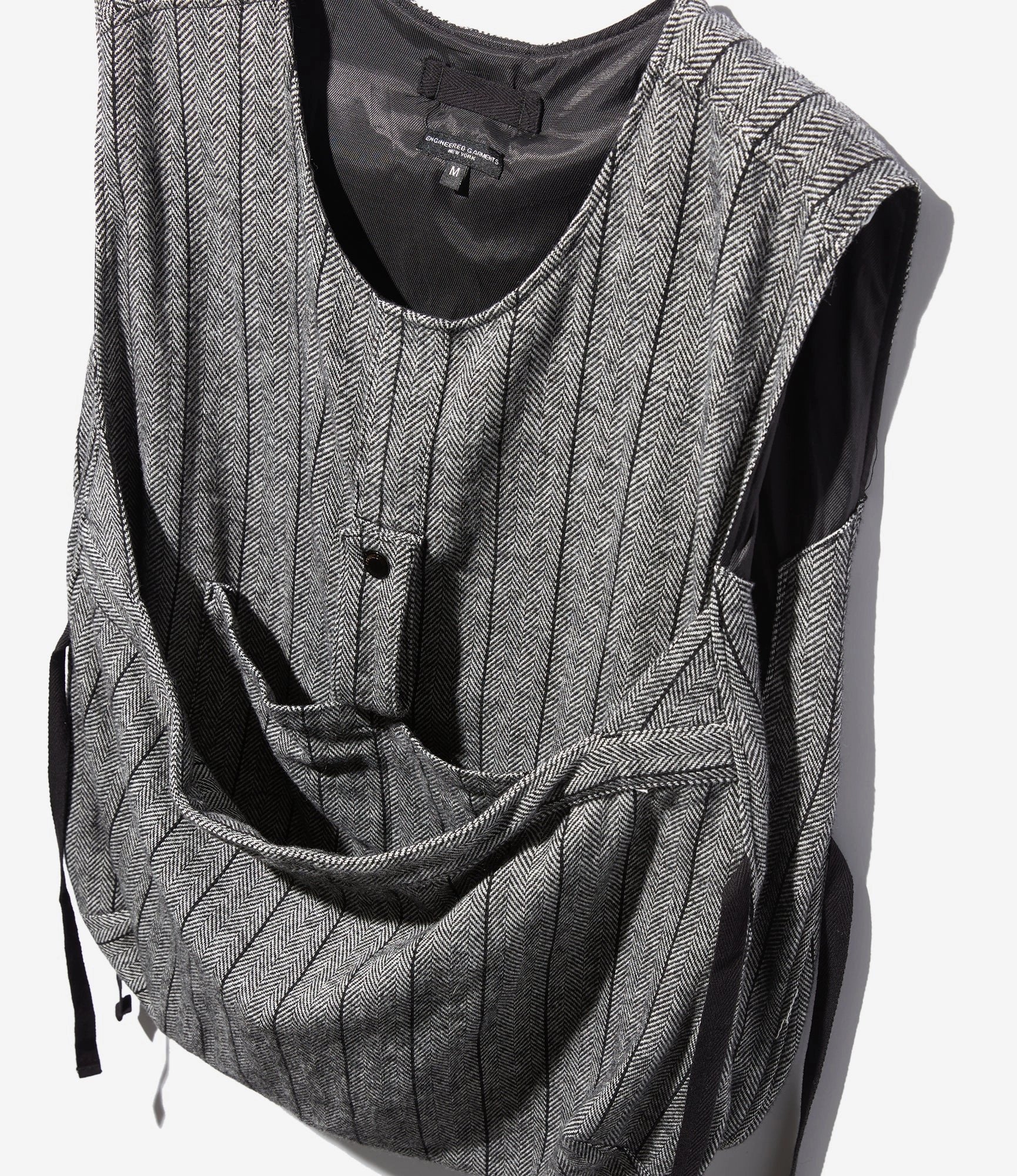 single - wheel drive Newsboy Vest ?C Dark Grey Striped Herringbone Wool