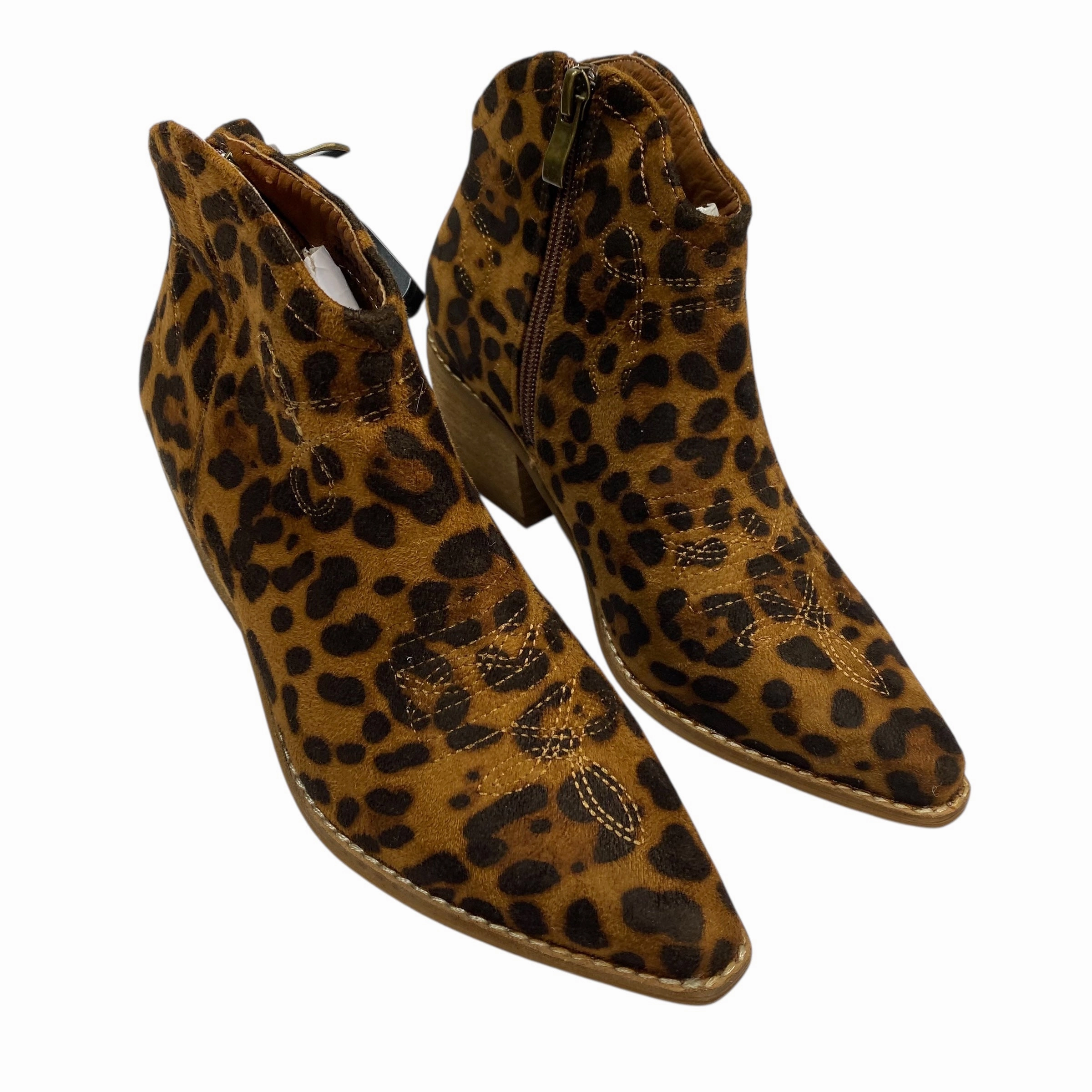 Boots Ankle Heels By Lets See Style In Animal Print, Size:5.5 Field Work Chukka Silhouette