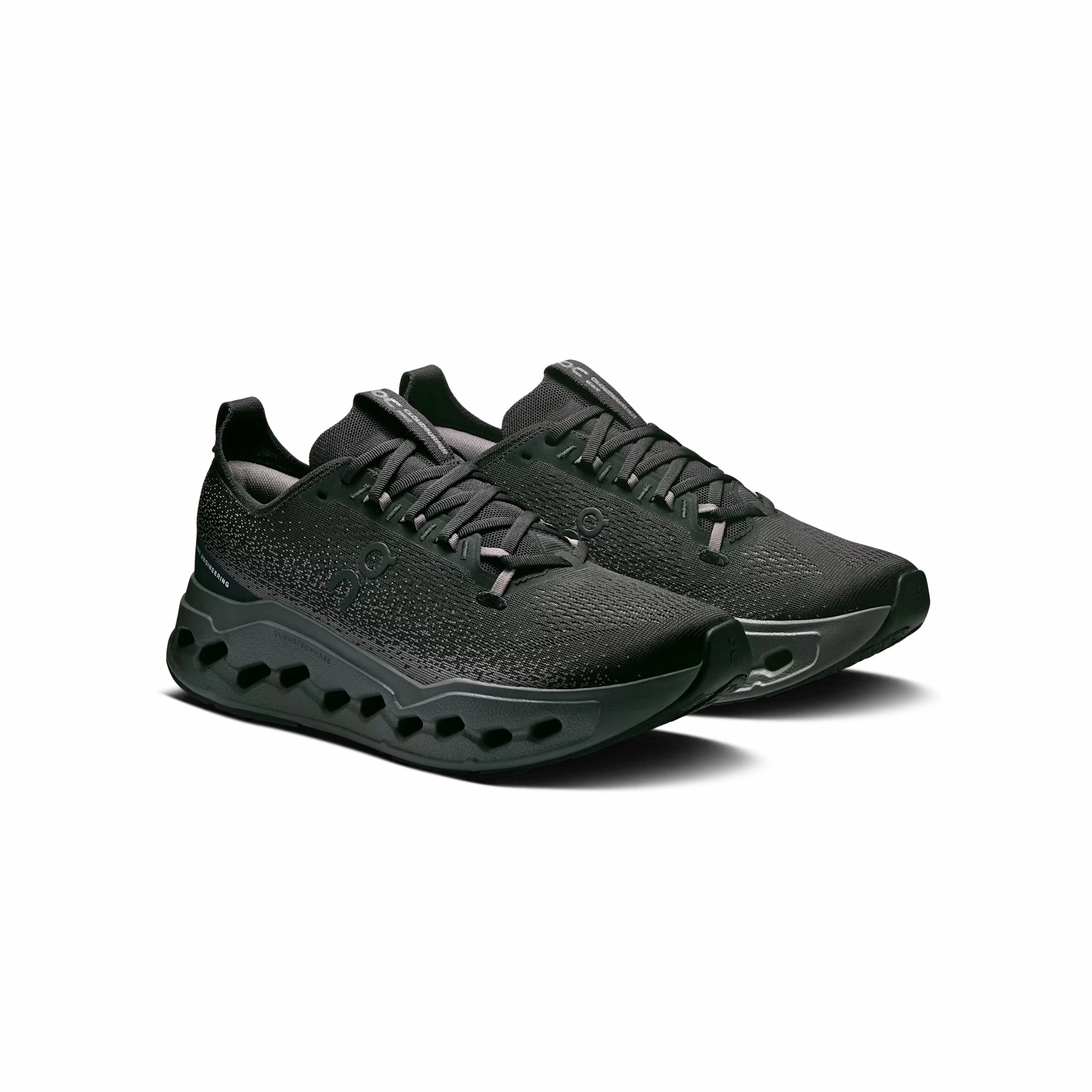 hydro - resistant - feature shoes Running Technology On Running Mens Cloudsurfer Max Shoes