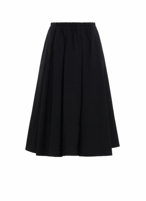 Front Detail WOOL GABADINE R-TUCK FLARE SKIRT