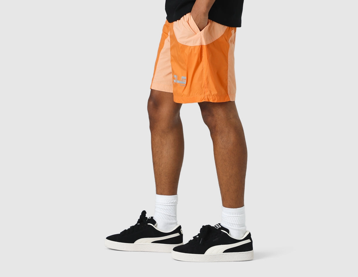 Pleasures BPM Shorts / Orange fade - resistant