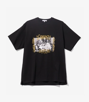 Comfortable And Trendy Scoop neck Crew Neck T-Shirt ?C?Black 'Queens 1988' Print