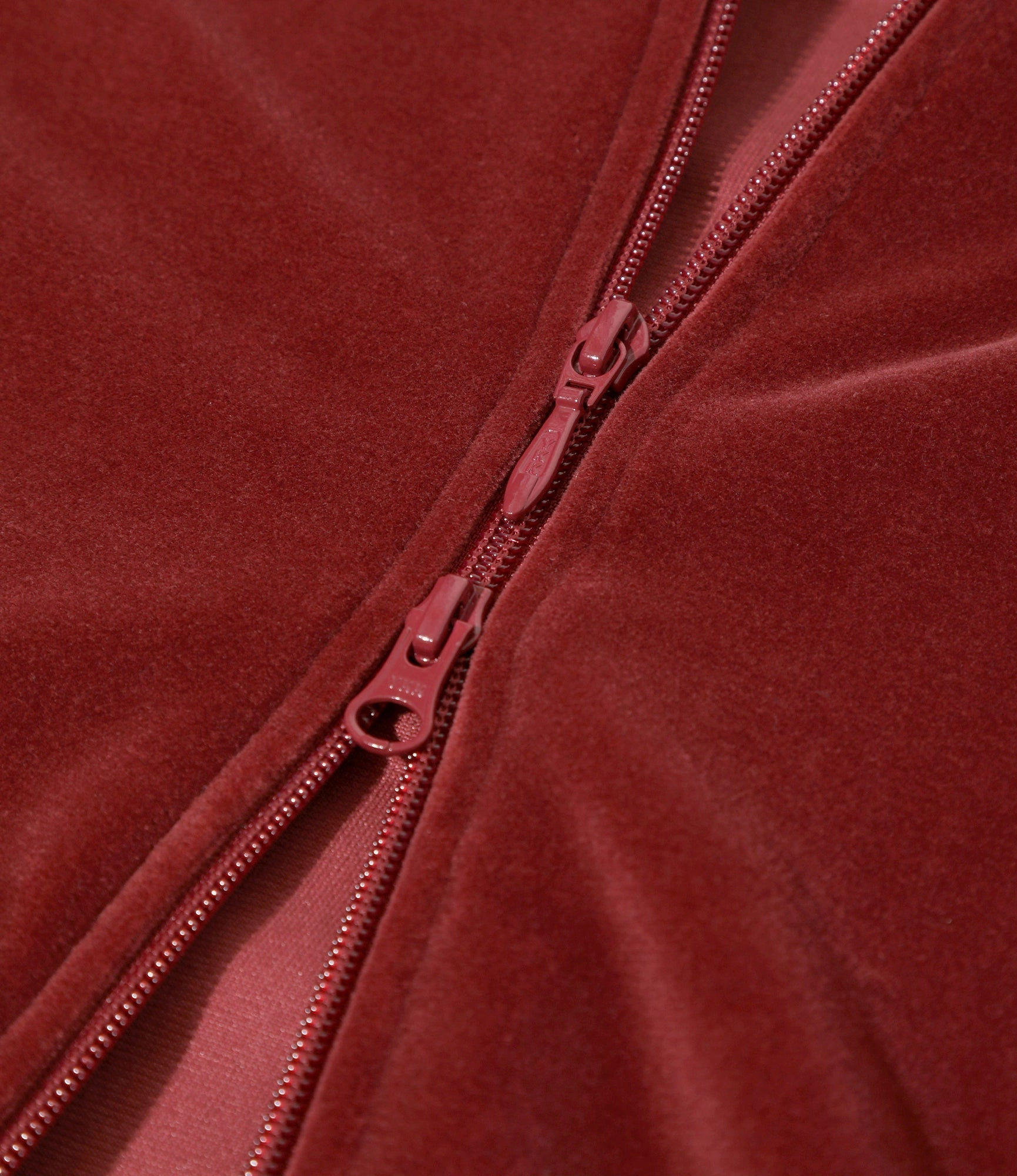 Rib Collar Track Jacket ?C?Burgundy Velour models