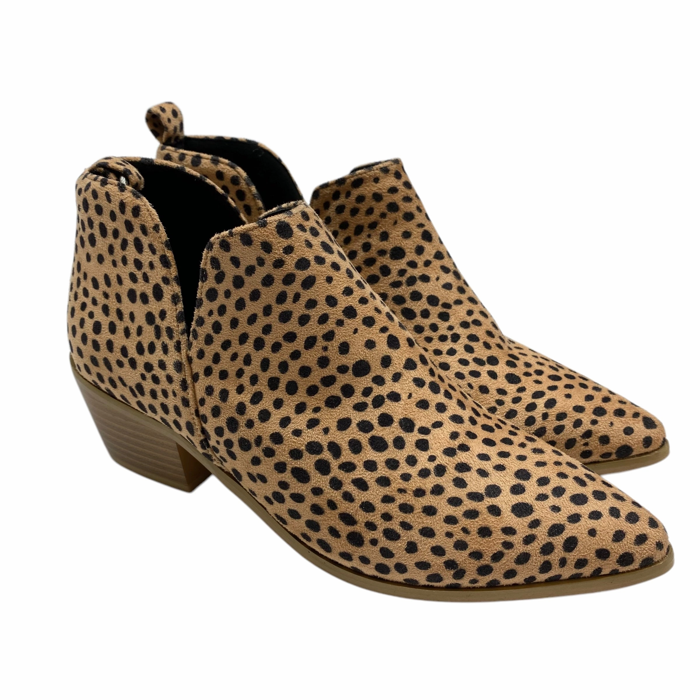 Anti   Fatigue Boots Ankle Flats By Cme In Tan, Size: 6