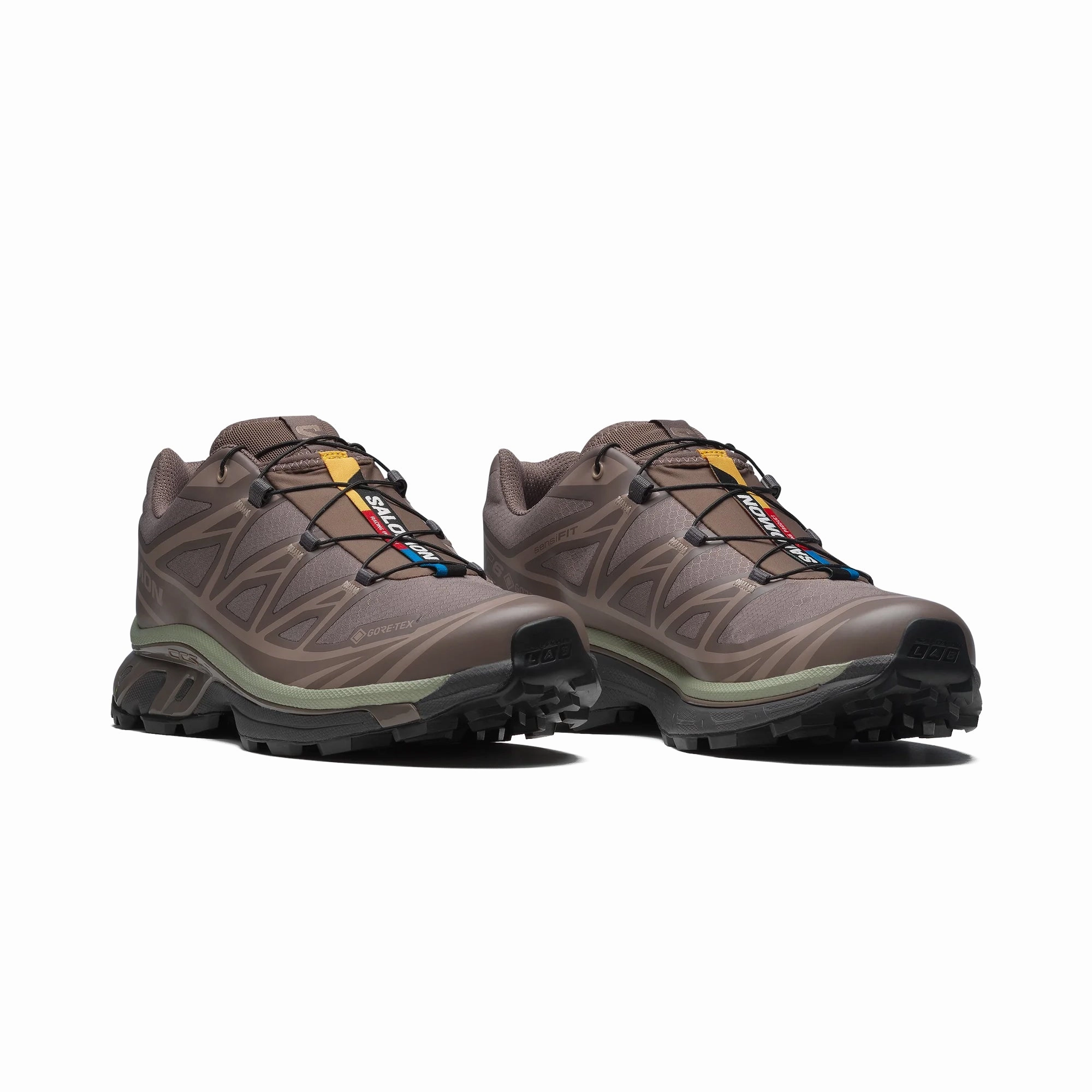 Salomon Mens XT-6 Gore-Tex Shoes running on the beach Non - Slip