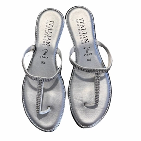 Sandals Flats By Italian Shoemakers In Silver, Size:9.5 Chic Open-toe Shoes