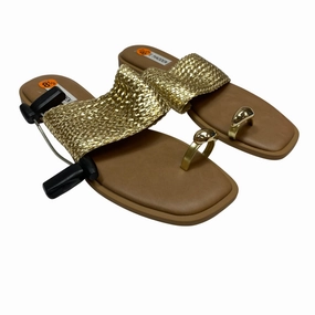 Supportive frame Light Gear Sandals Flats By Steve Madden In Gold, Size:8.5