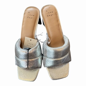 Sandals Heels Block By A New Day In Silver, Size:6 Soft Straps Chic Travel Shoes