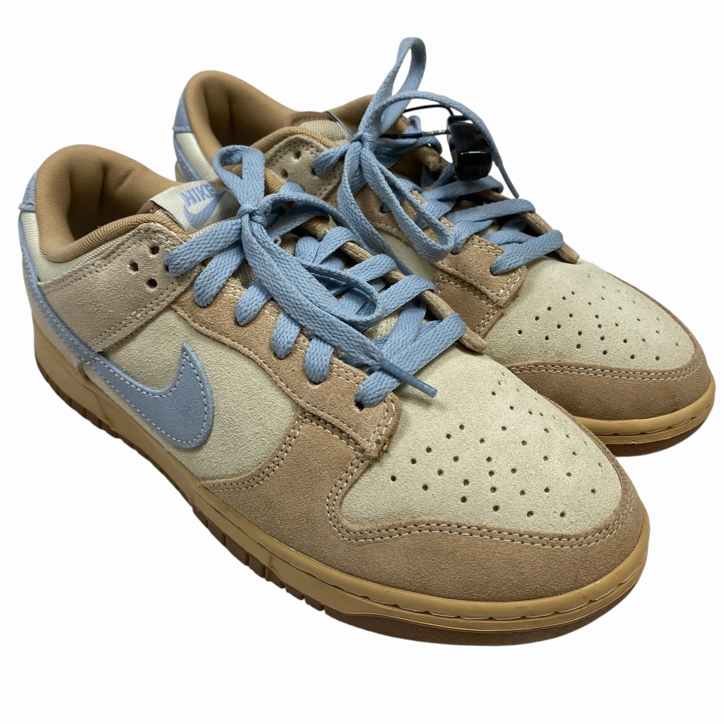 Shoes Sneakers By Nike In Tan, Size:10.5 running in a famous bridge area shoes