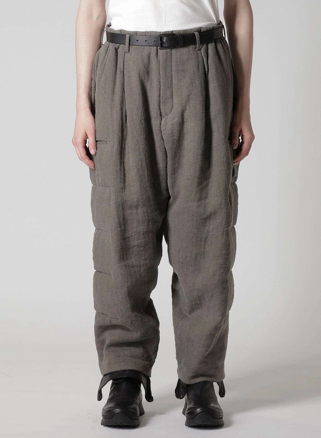 SILK LINEN INKED KNEE TAB PADDED PANTS Sleek Cut