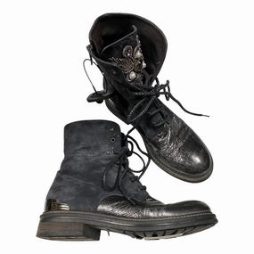 Stain Resistant Boots Ankle Flats By Sesto Meucci In Black, Size:7.5