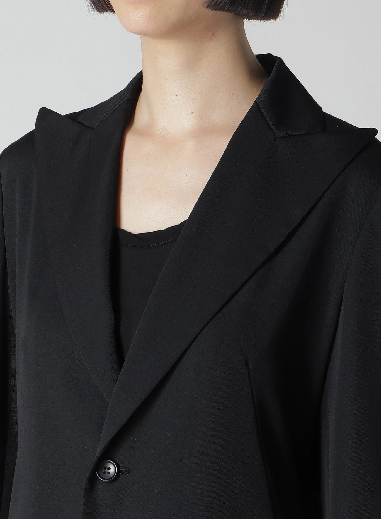 GABARDINE PLEATS DETAIL JACKET Anti-static coastal